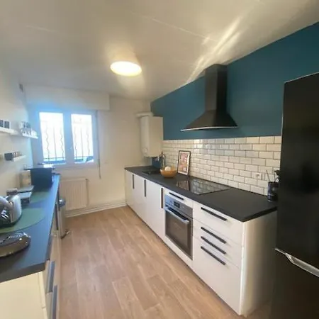 Сasa de vacaciones Grand Palais - 5 Bedroom House - 8 Beds